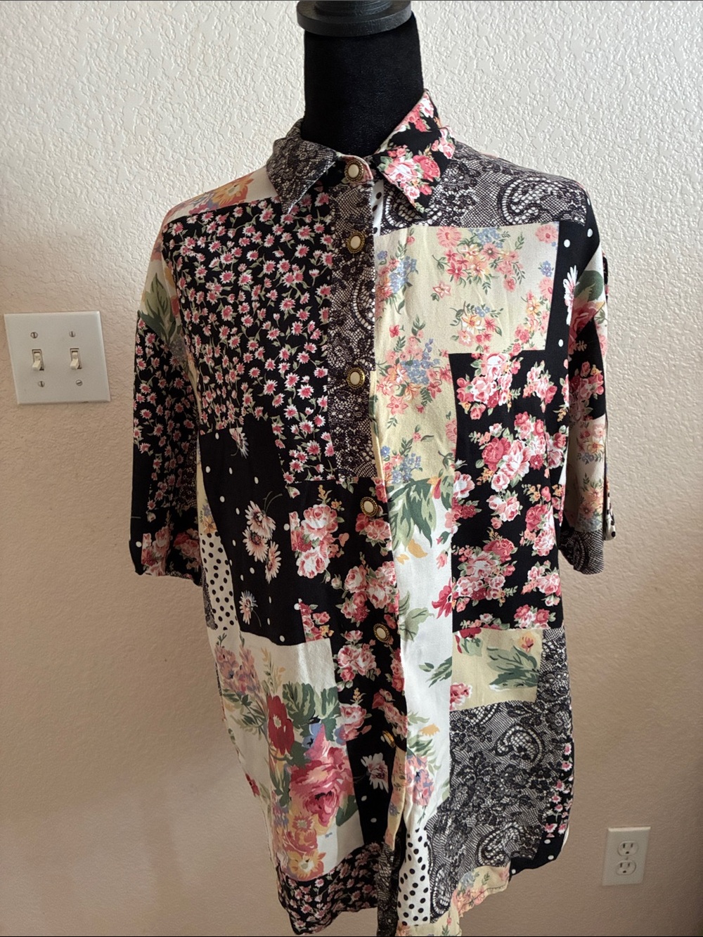 Floral Patchwork Button-Up Shirt - Black/Pink
